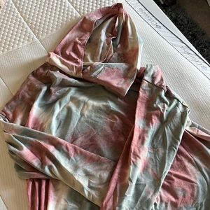 Hooded light weight sweatshirt